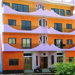 Zena Star Aparthotel